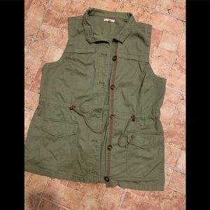Maurices utility vest
